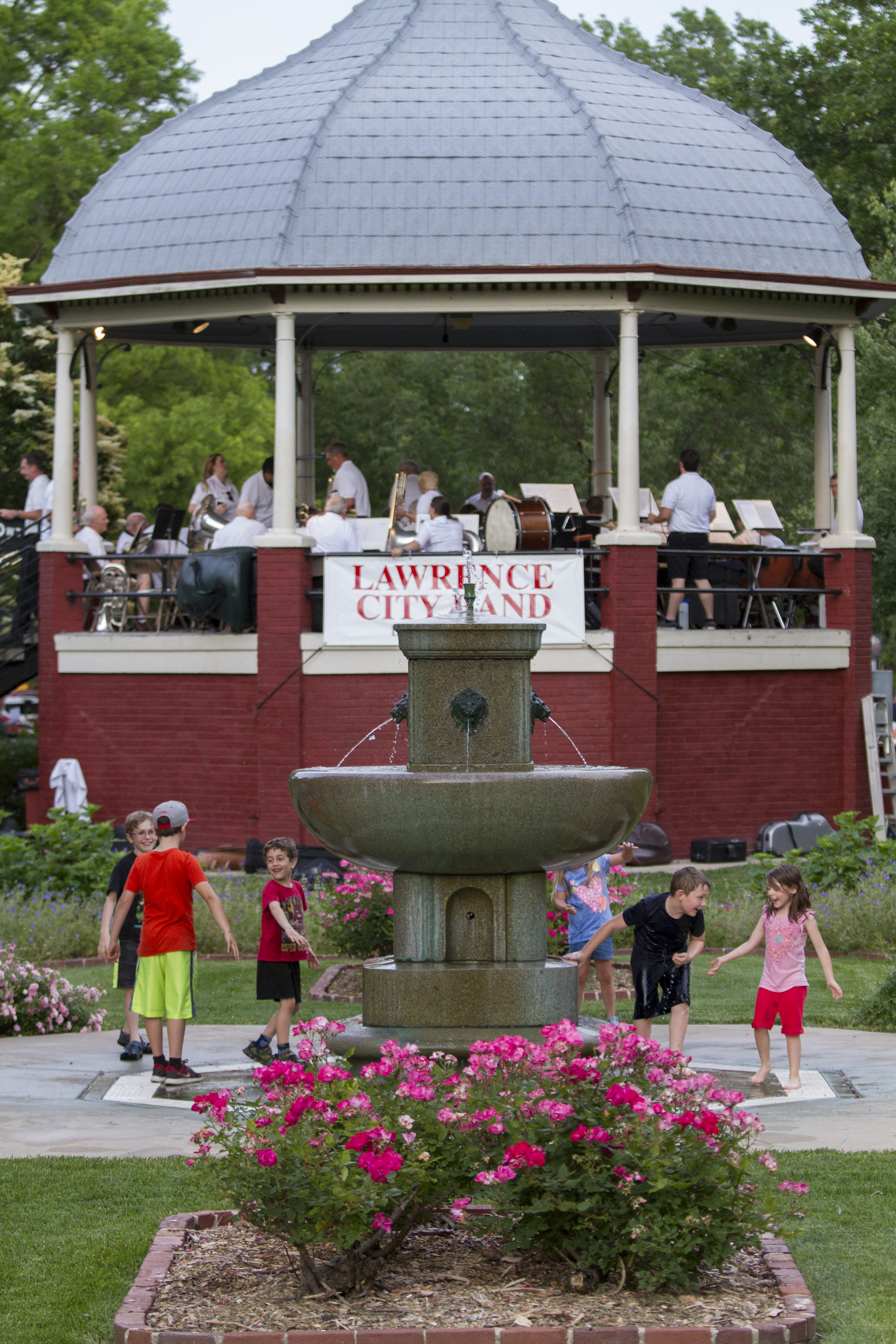 Lawrence City Band to resume outdoor concerts in South Park | News, Sports, Jobs - Lawrence Journal-World: news, information, headlines and events in Lawrence, Kansas - Vimarsana News